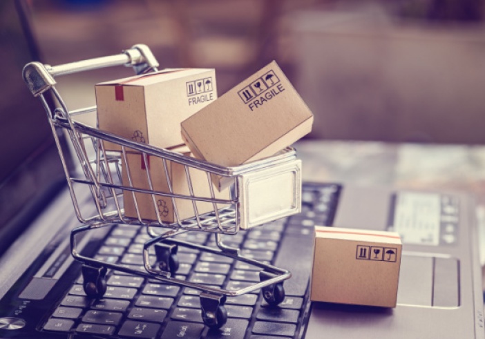 Illustration article : Commerce en ligne : vers des solutions plus vertueuses pour l’environnement ?