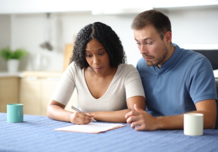 Illustration de l'article : C’est l’histoire d’un couple qui tourne la page… mais pas celle de leur déclaration fiscale commune…