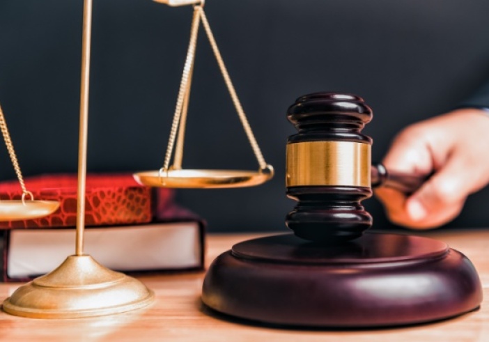 Illustration de l'article : Contribution obligatoire des commissaires de justice : combien ?