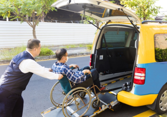 Illustration de l'article : Transport d’utilité sociale : vers un élargissement du service ?