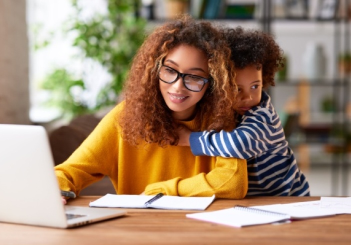 Illustration de l'article : Congé parental d’éducation : un délai à respecter ?