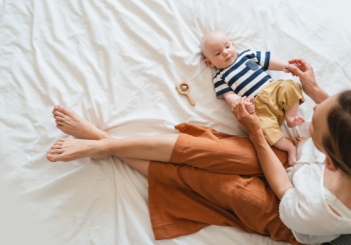 Illustration article : Congé supplémentaire de naissance : les modalités sont fixées pour les indépendants et les non-salariés agricoles