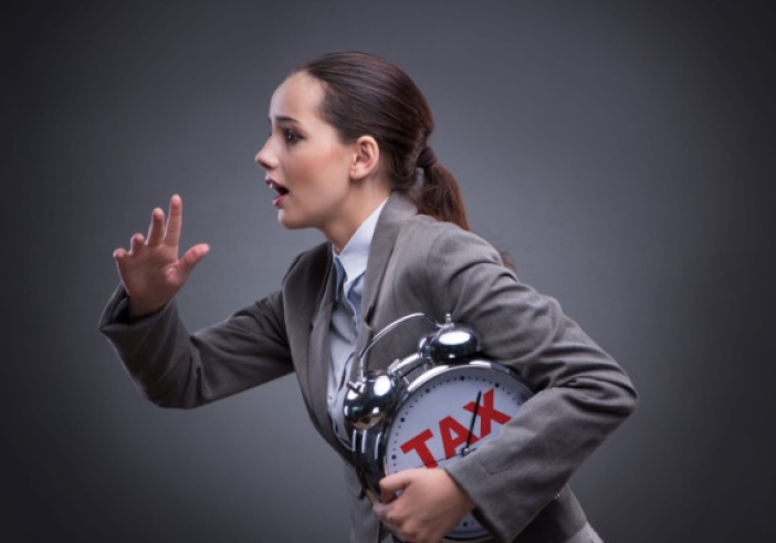 Illustration de l'article : Déposer en retard sa déclaration de revenus : un risque mini ou maxi ?