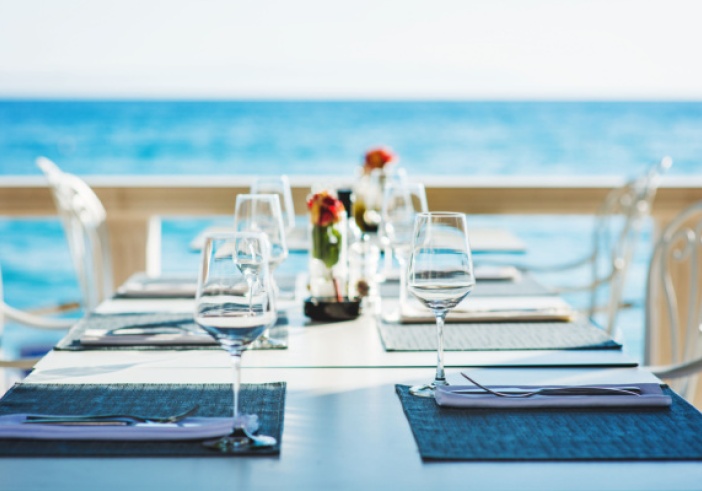 Illustration article : Restaurants de plage : toujours autorisés partout ?