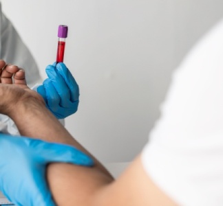 Illustration article : Soumission chimique : une expérimentation pour une détection plus efficace