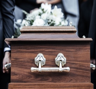 Illustration article : Entreprises funéraires : une information obligatoire des familles revisitée