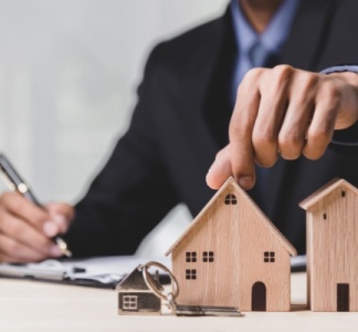 Illustration article : Achat immobilier : 3ème vague de hausse des frais de notaire