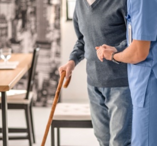 Illustration article : EHPAD : des caméras de vidéosurveillance dans les chambres ?